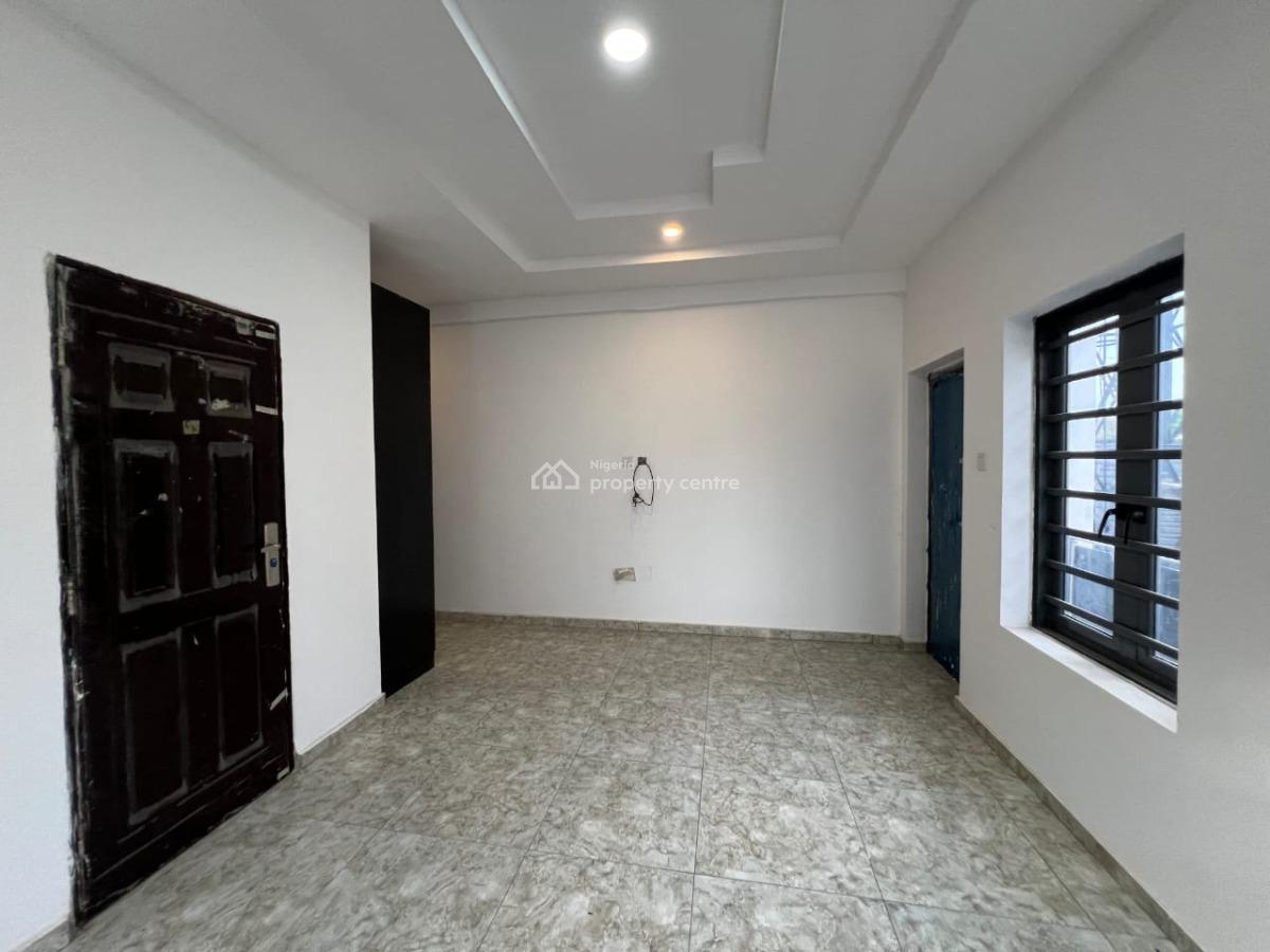 Luxury 3 Bedroom Apartment, Lekki Phase 1, Lekki, Lagos, Flat / Apartment for Sale