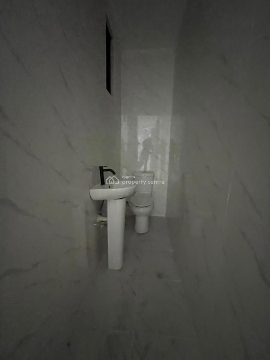 2 Bedroom Apartment, Ologolo Lekki Lagos, Ologolo, Lekki, Lagos, Flat / Apartment for Rent