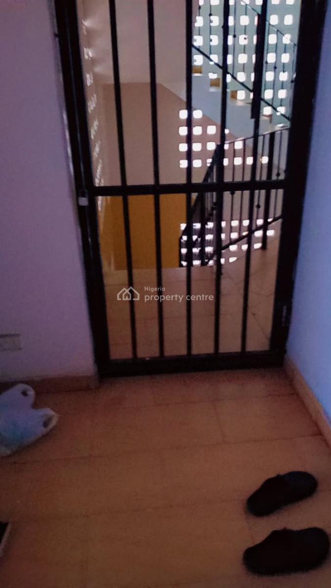 Furnished Room Self Contain at Bourdillon Court Chevron Lekki, Bourdillon Court Chevron Lekki Lagos, Lekki Phase 2, Lekki, Lagos, Self Contain (single Rooms) for Rent