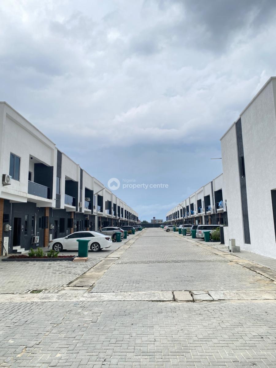 Newly Built 3bedroom Terrace with Solar