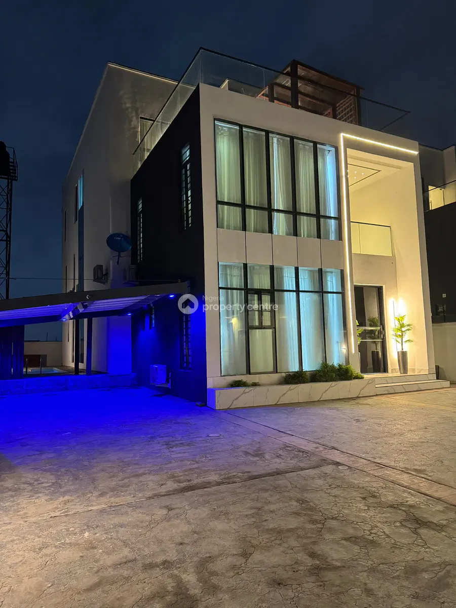 Luxury 6-Bedroom Duplex Available for Shortlet