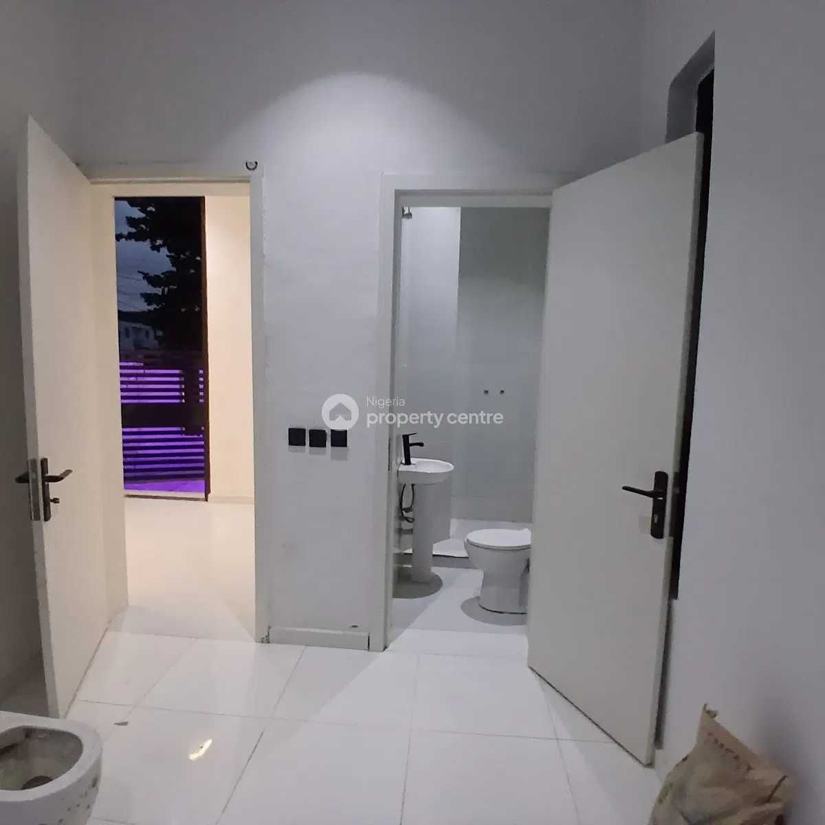 Luxury Newly 4 Bedroom Fully Detached Duplex with Excellent Facility
