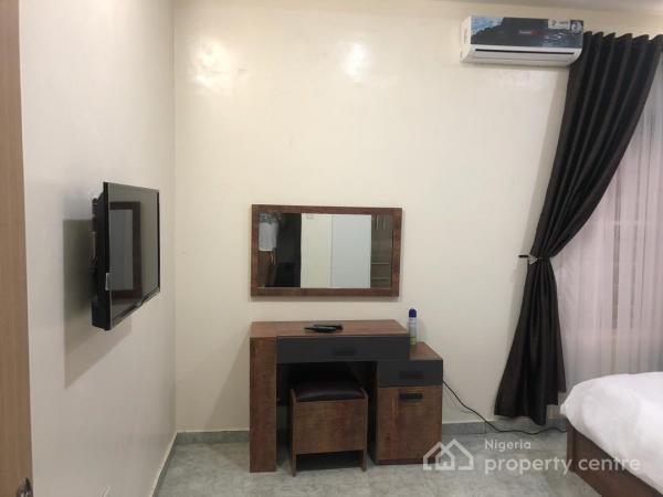 Luxurious Three Bedroom Terrace House, Off Lekki Conservation Road, Lekki Phase 2, Lekki, Lagos, Terraced Duplex Short Let