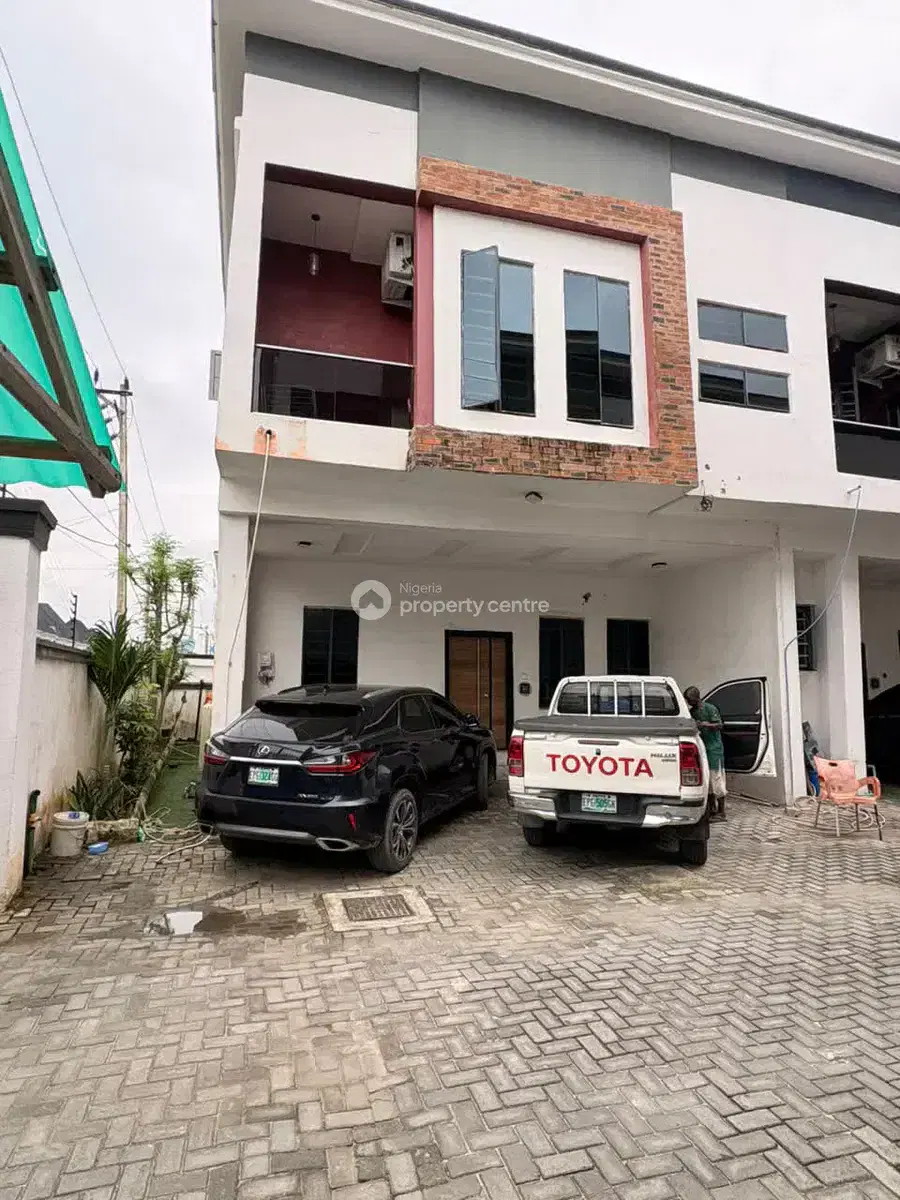 Distress 3 Bedroom Cornerpiece Terraced Duplex with BQ Suits for Investment