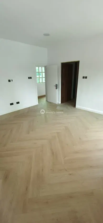 2-Bedroom Apartment with Staff Quarters
