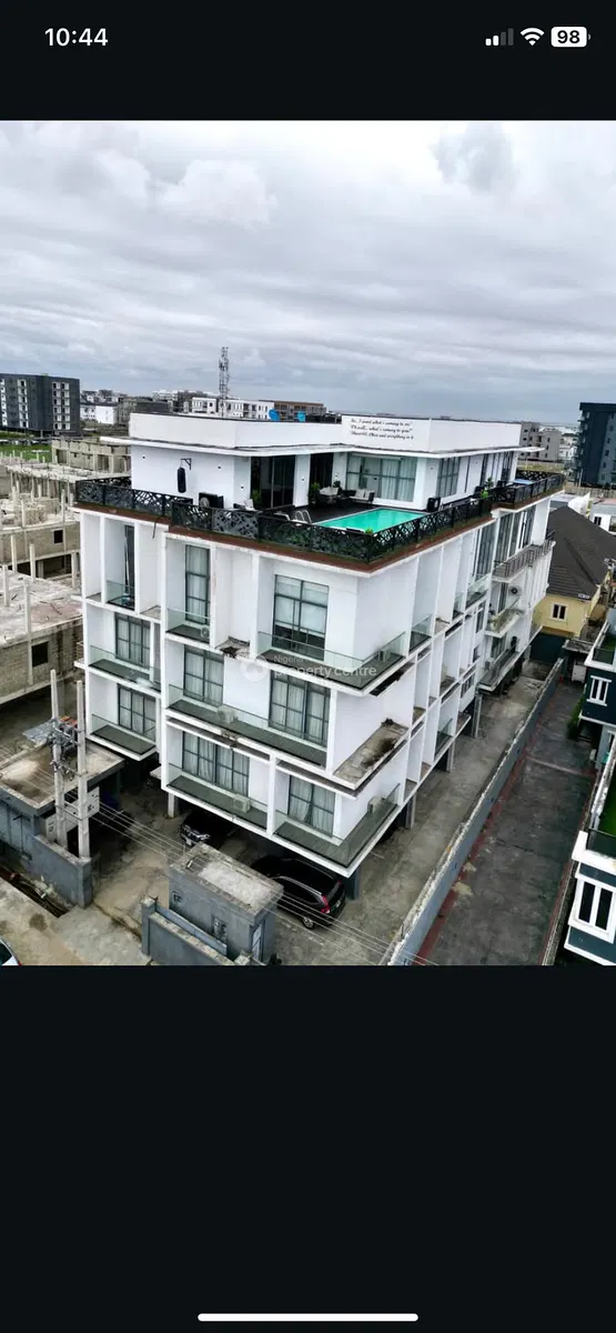 I Distress Sale: a Luxury 4bedroom Flat with a Cinema, Gov'consent