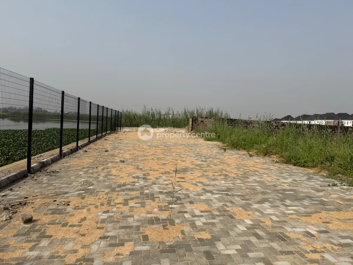 Prime Land for Sale on Harris Drive, Behind VGC, Lekki