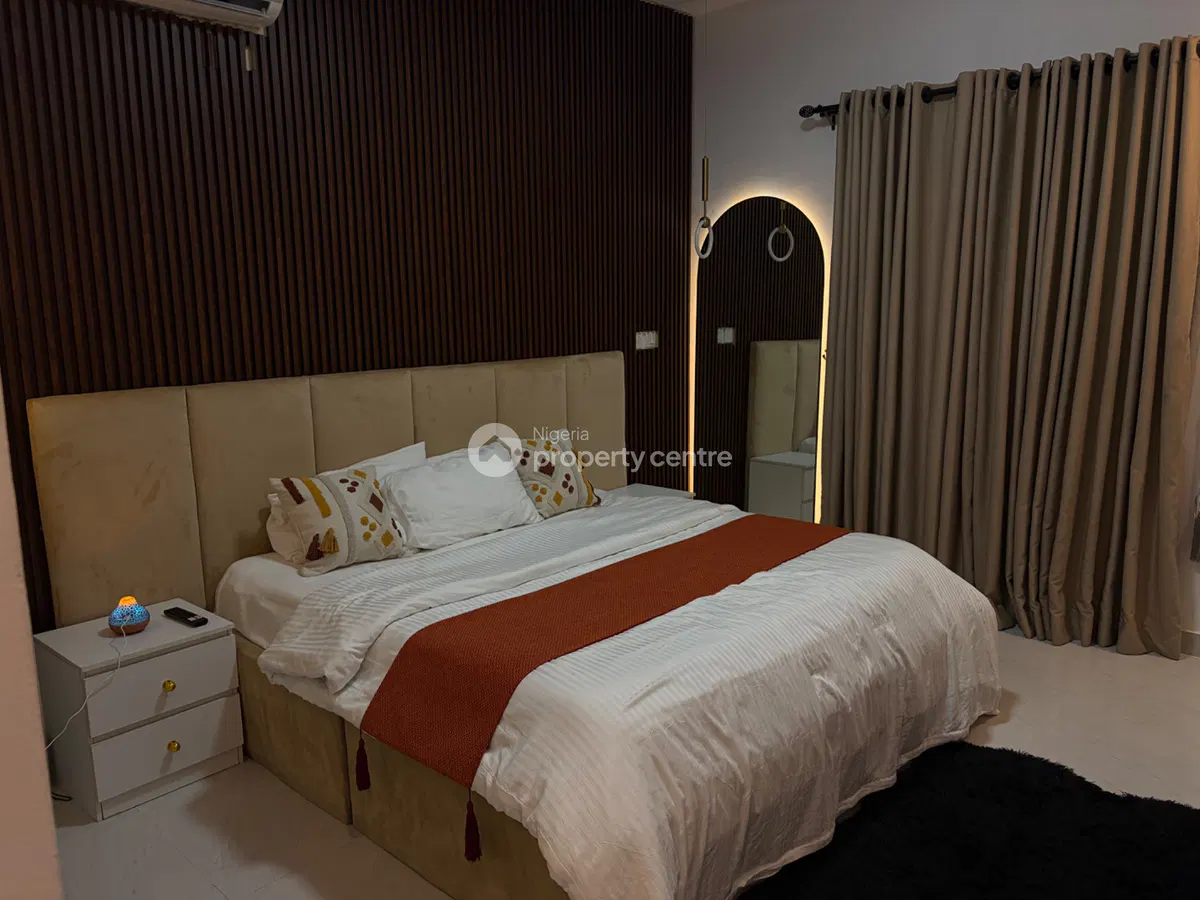 Executive Luxury 1 Bedroom with a Roof Top Swimming Pool