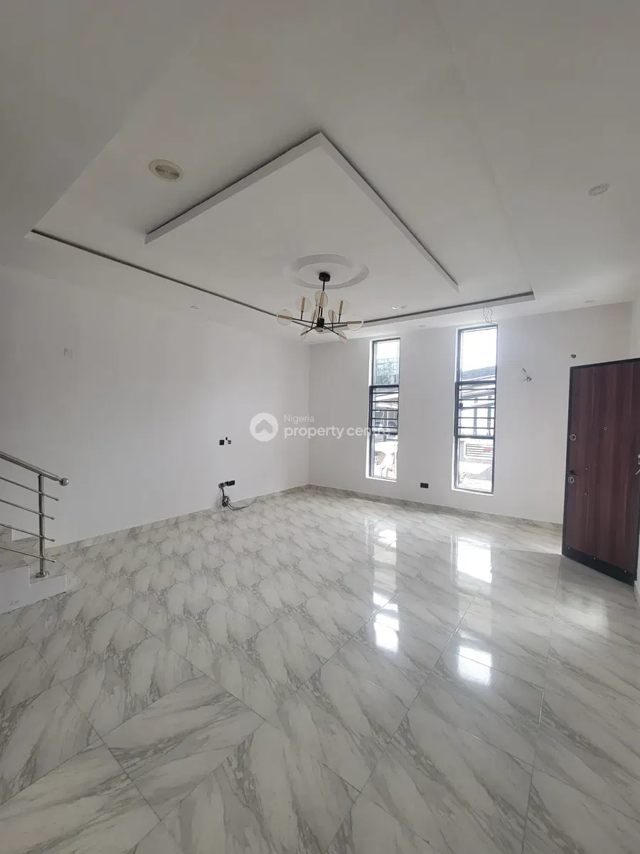 4 Bedroom House — Farm Villa Estate, Lekki, Lagos