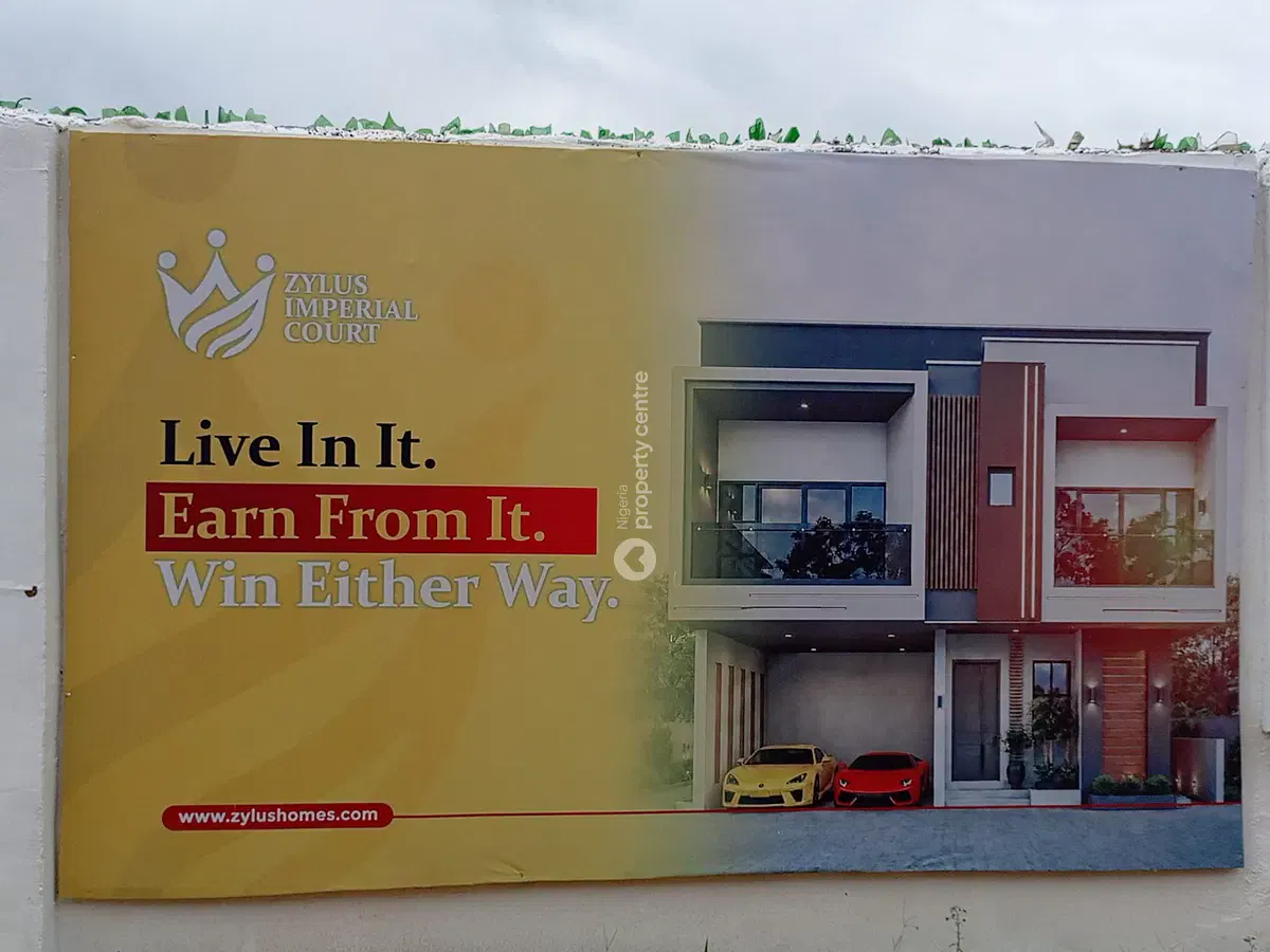 4 Bedroom Detached Duplex with Boys Quarter