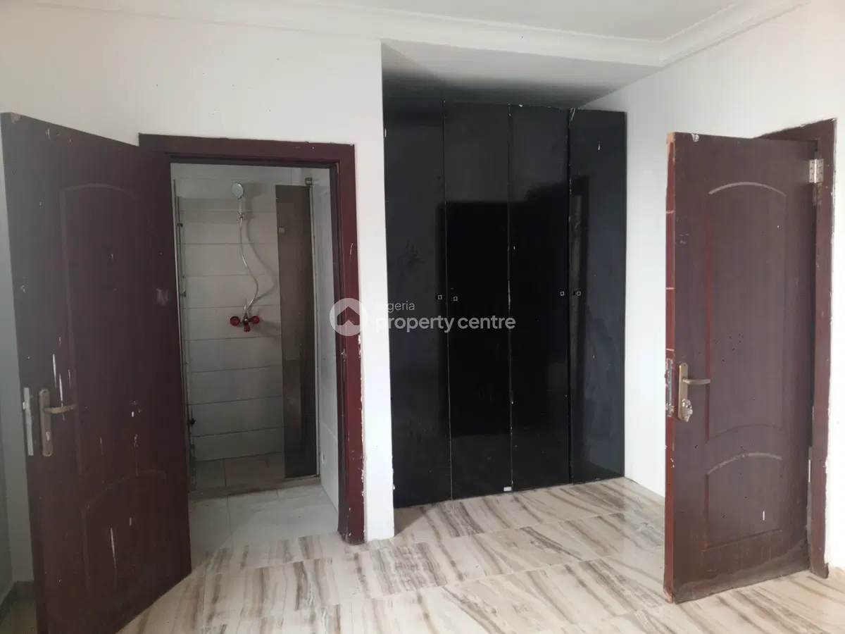 Shared Apartment