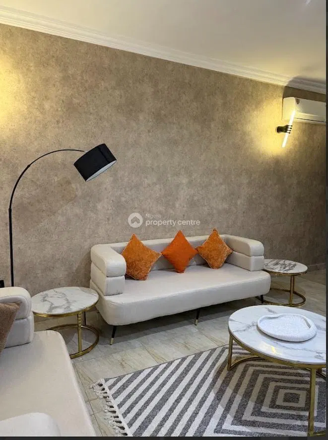 Beautiful 2 Bedroom Apartment