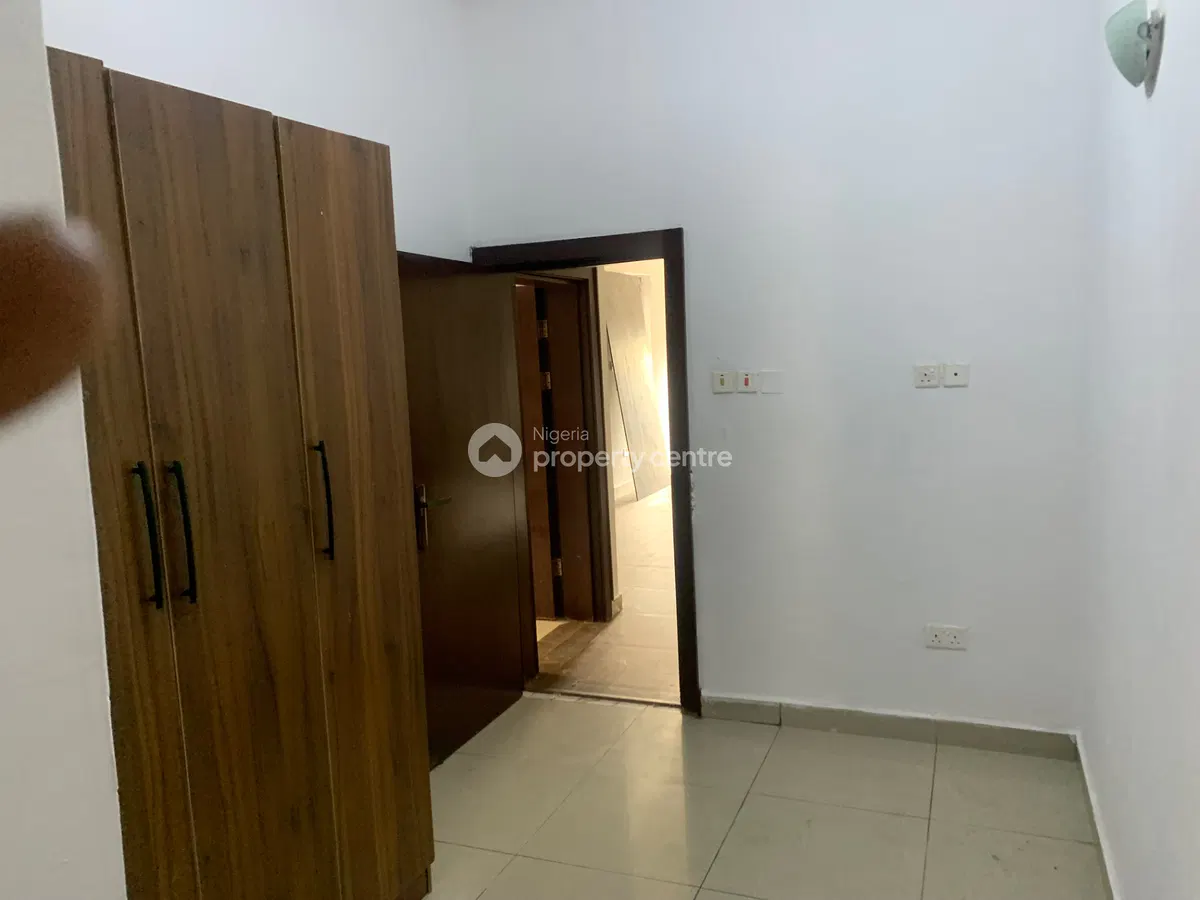 1 Bedroom Self Contain — Chevy View Estate, Chevron, Lekki, Lagos