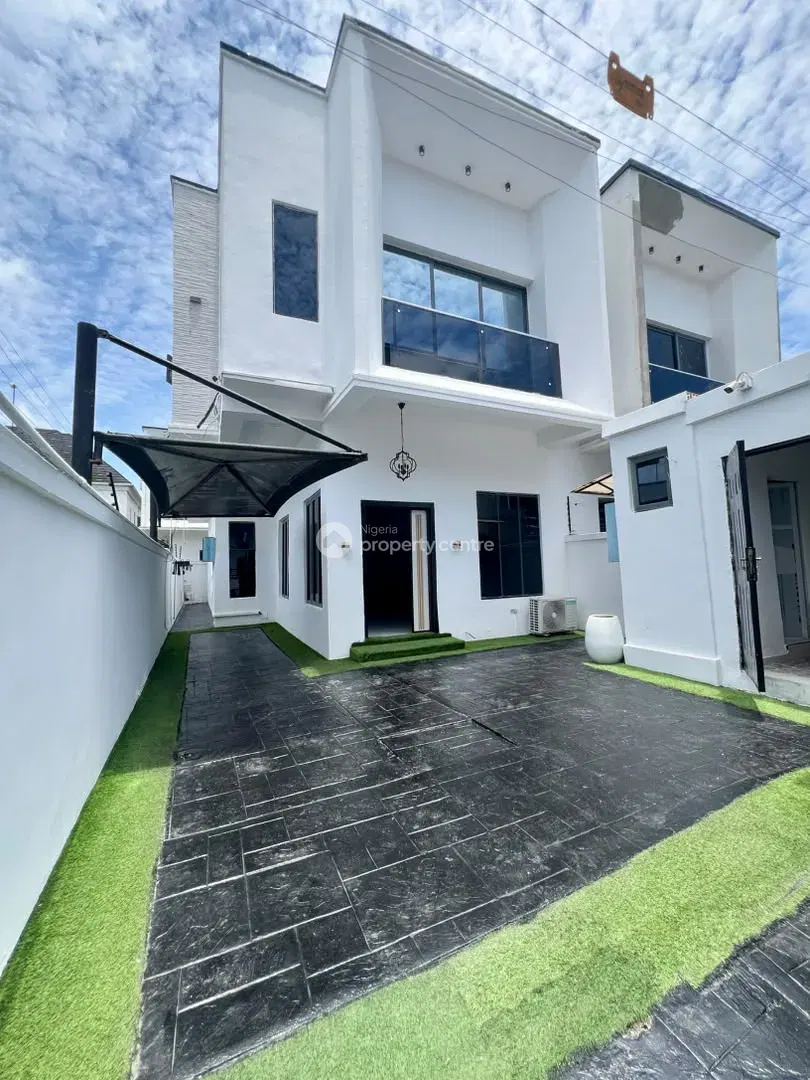 4 Bedroom Semi-Detached Duplex with BQ
