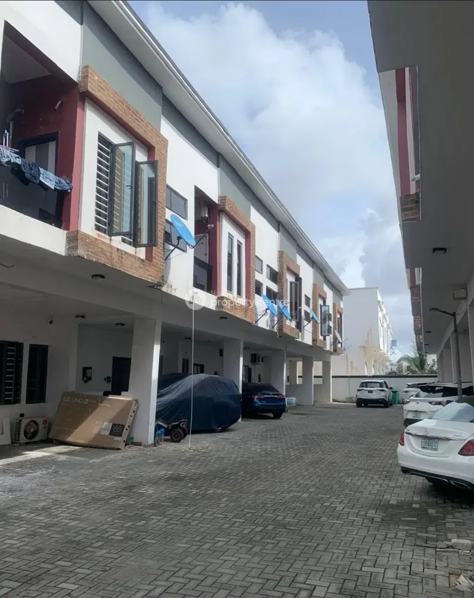 3 Bedroom Terrace House with BQ