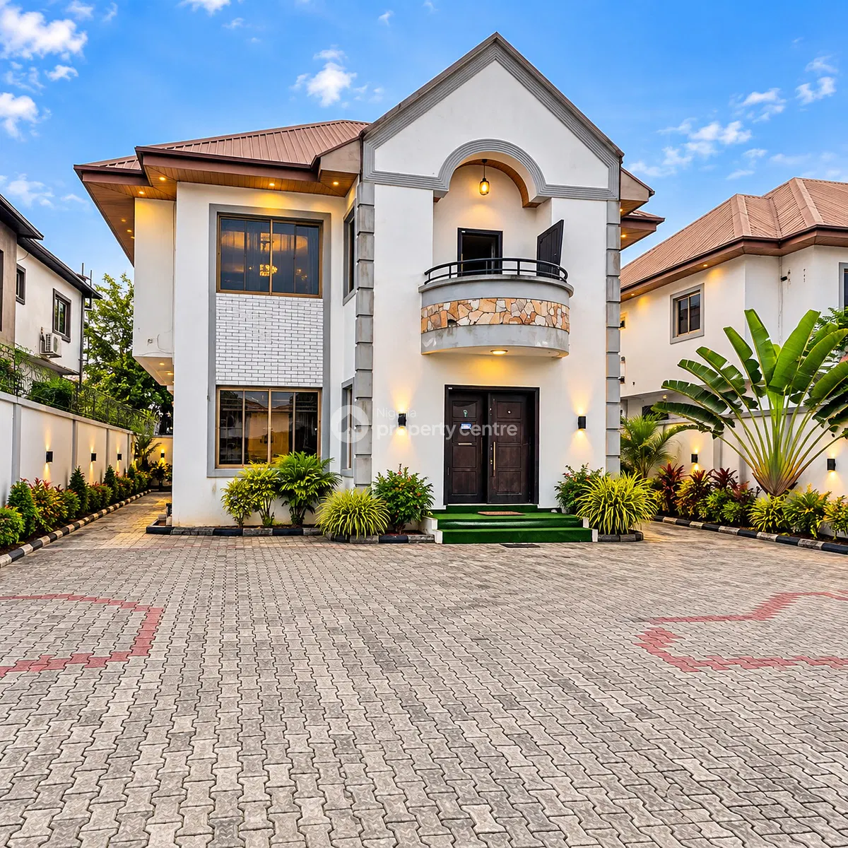 Massive 5 Bedroom Detached Duplex with BQ & Parking for 10+ Cars in VG