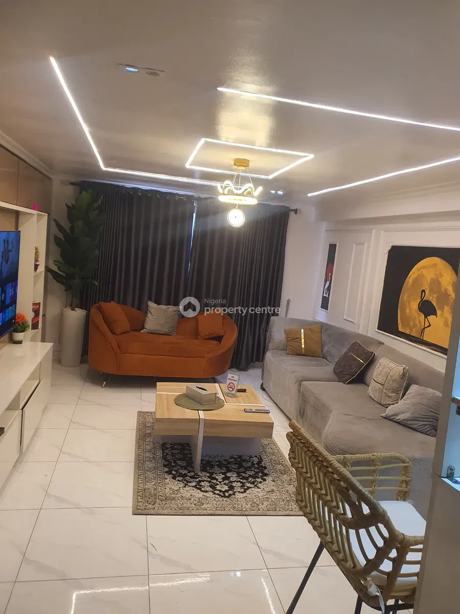 Luxury Fully Furnished 2-Bedroom Apartment with Modern Amenities