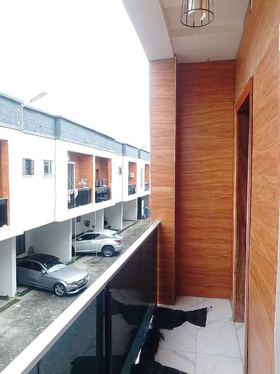 Luxury 3 Bedroom Luxury Terraced Duplex with Excellent Facility