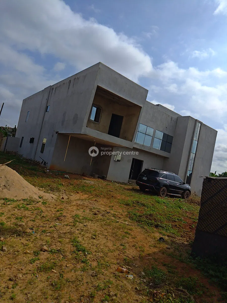 6 Bedroom Detached Duplex with Underground Floor & Rooftop Terrace