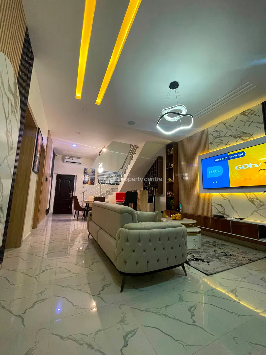 Luxury 3 Bedroom Terraced Duplex with Pool and Gym in a Secured Estate — Lagos Business School Axis, Sangotedo, Ajah, Lagos