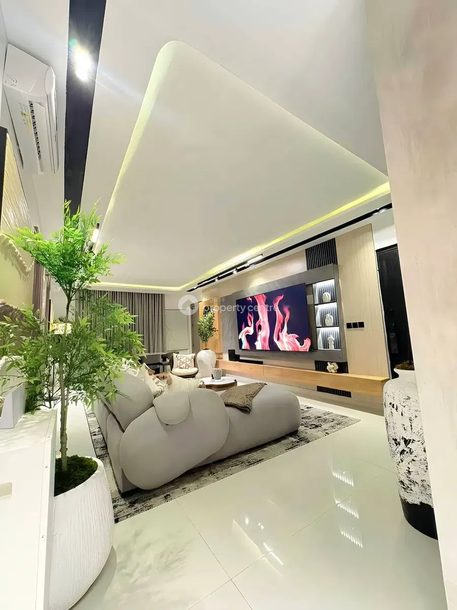 Luxury 2 Bedroom Apartment