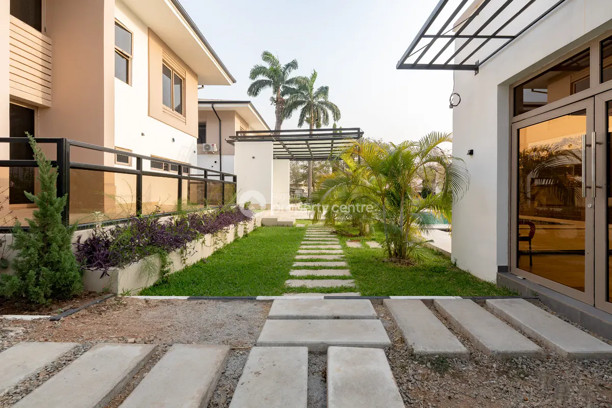 Premium 3 Bedroom Luxury Detached Villa