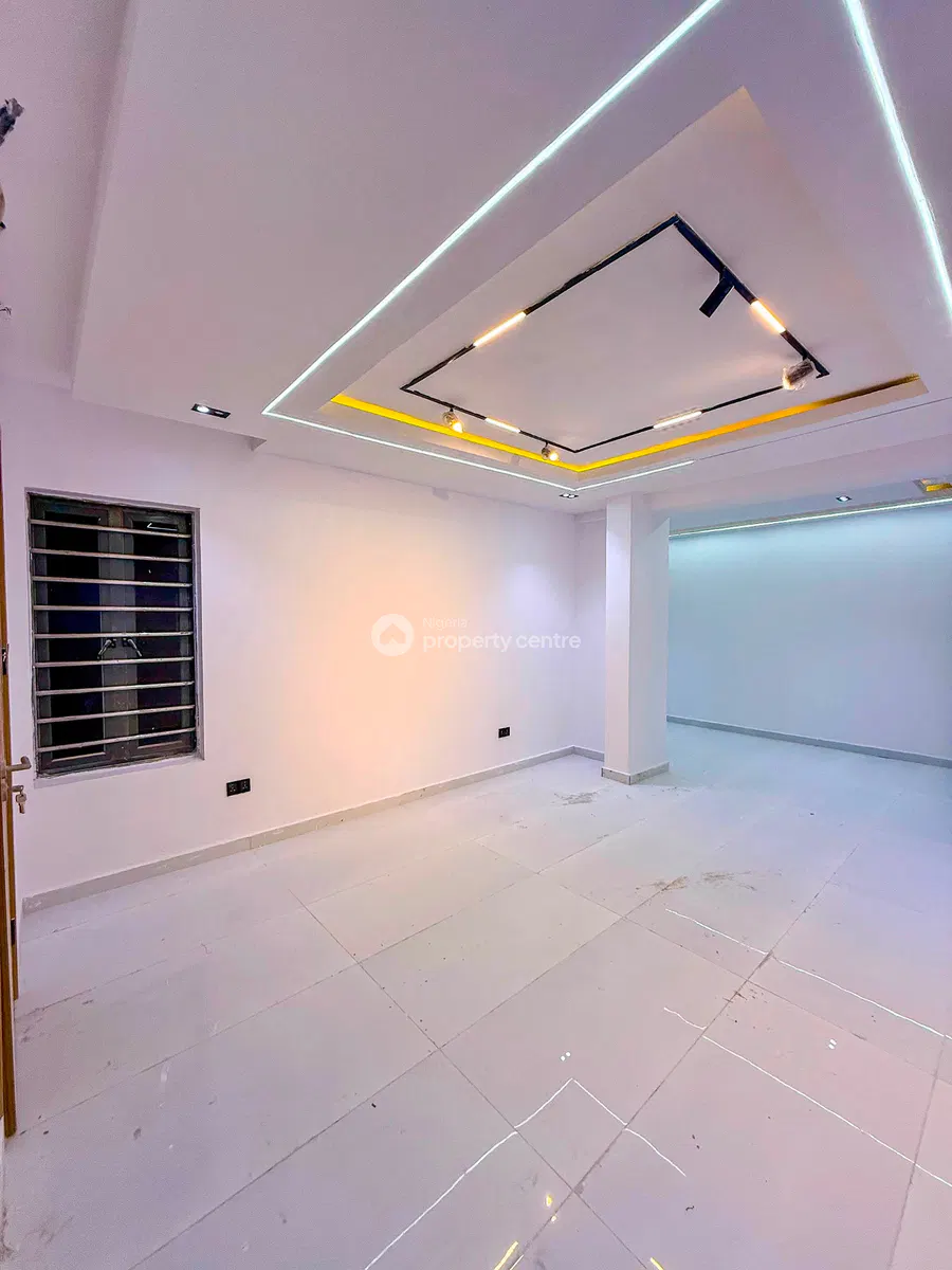 2 Bedroom Luxury Apartment