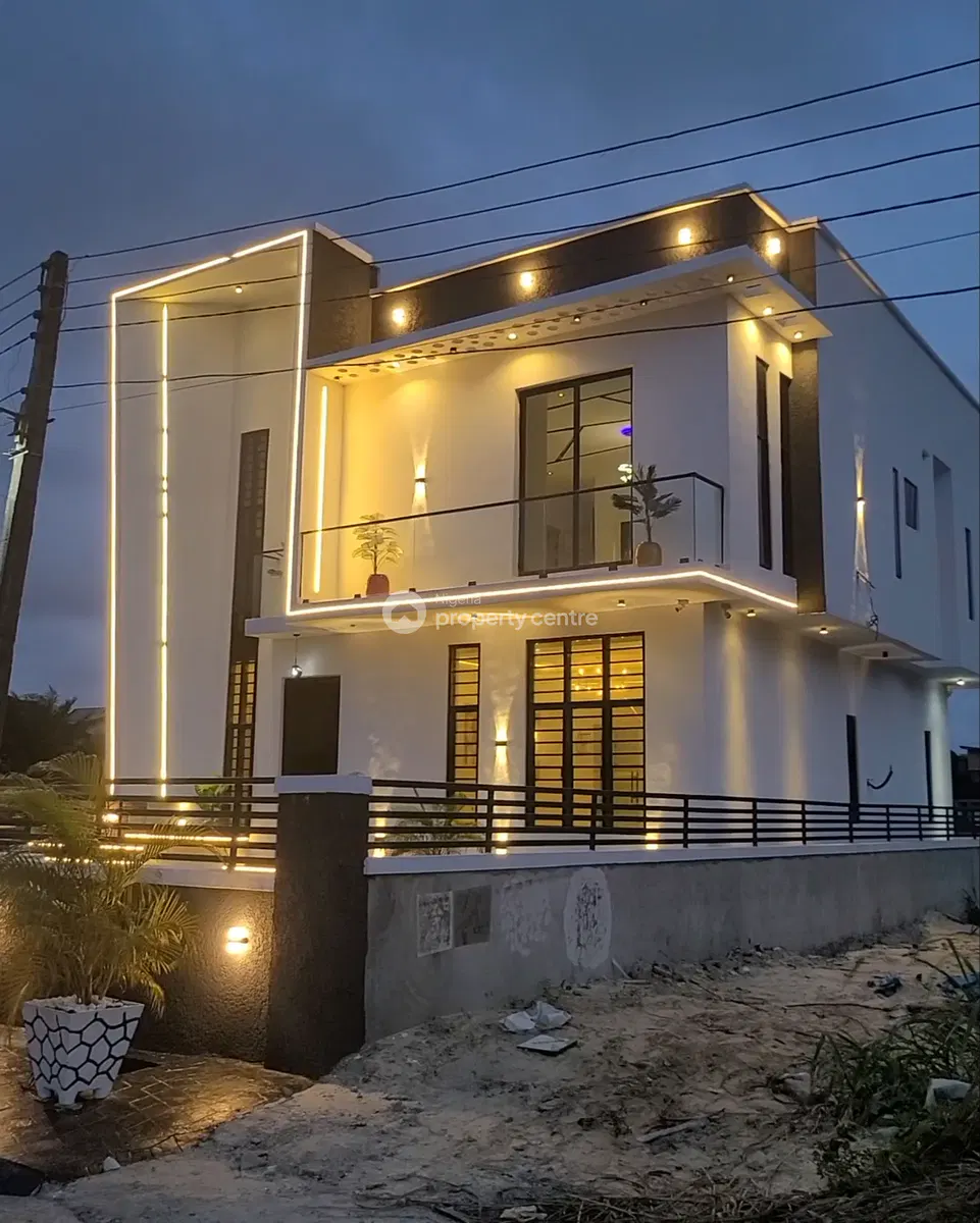 5 Bedroom Detached Duplex