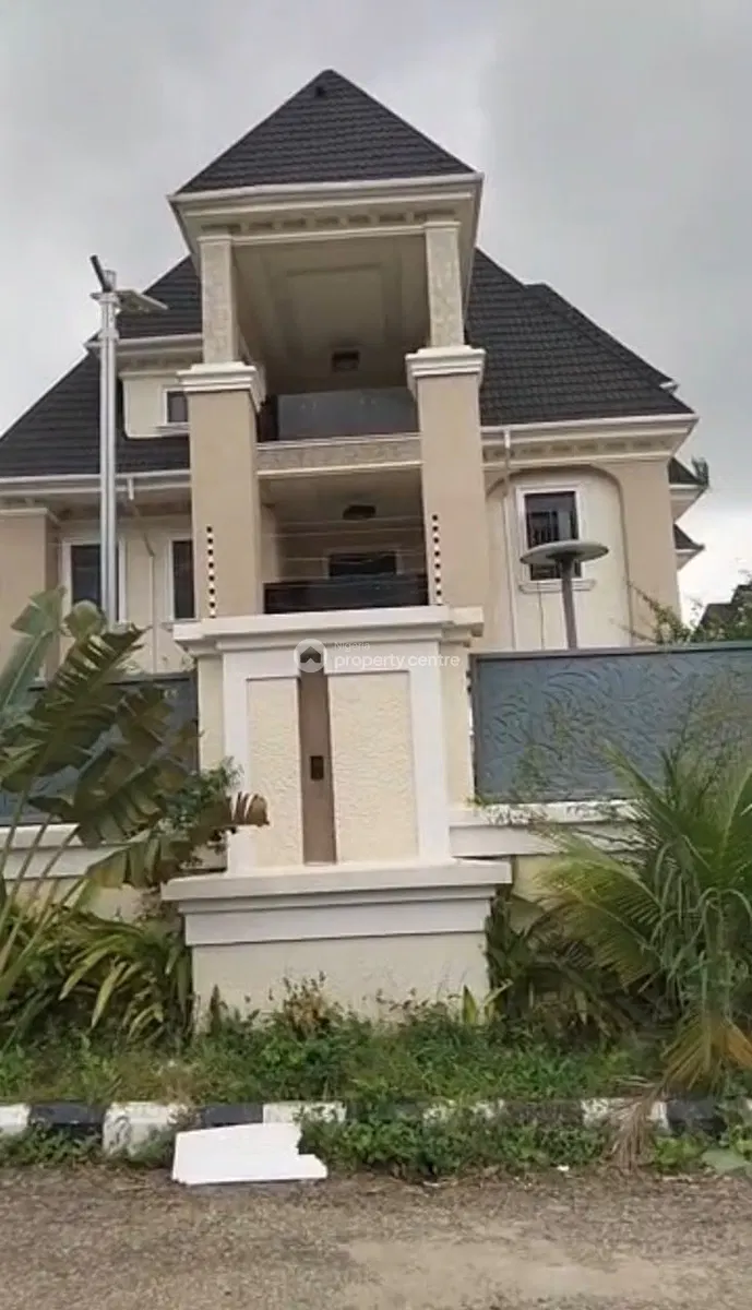 Standard 7 Bedrooms Fully Detached Duplex — Maitama District, Abuja
