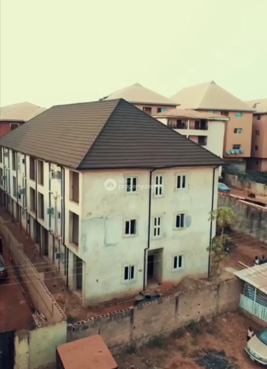 33 Rooms Sophisticated Spacious Selfcontained Apartment 75% Completed