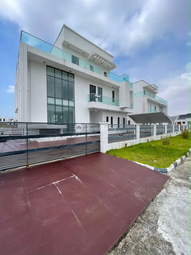 5 Bedroom Detached Duplex — Royal Gardens Estate, Ajah, Lagos