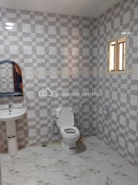 For Sale: Exquisitely Finished And Brand New 4 Bedroom Terrace Duplex, Ilupeju, Ilupeju Estate, Ilupeju, Lagos | 4 Beds, 4 Baths (Ref: 438387)