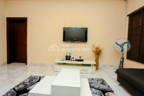 The Westwood Luxury Serviced 1-bedroom Apartment, Sikiru Alade Oloko Crescent, Off Admiralty Way, Lekki Phase 1, Lekki, Lagos, Mini Flat (room and Parlour) Short Let