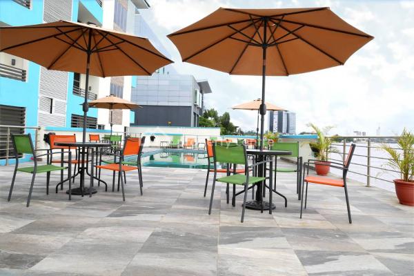 3 Bedroom Apartment with Swimming  Pool and Oceanview/waterfront, Ozumba, Victoria Island (vi), Lagos, Flat / Apartment Short Let