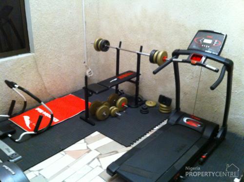 En-suite Rooms, Suites & Apartments, Omorinre Johnson, Lekki Phase 1, Lekki, Lagos, Flat / Apartment Short Let