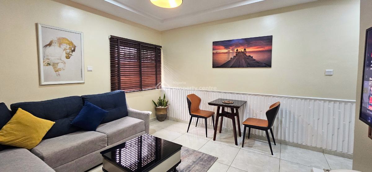 1 Bedroom Apartment, The Leneade - Conry Apt. 3, Ademola Adetokunbo Crs, Wuse 2, Abuja, Flat / Apartment Short Let
