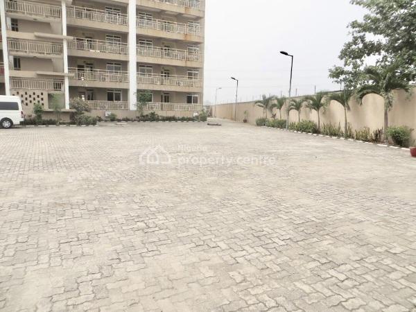 Multiple Units of Luxury Serviced 3 Bedroom Flats, Off Admiralty Road, Lekki Phase 1, Lekki, Lagos, Flat / Apartment for Rent