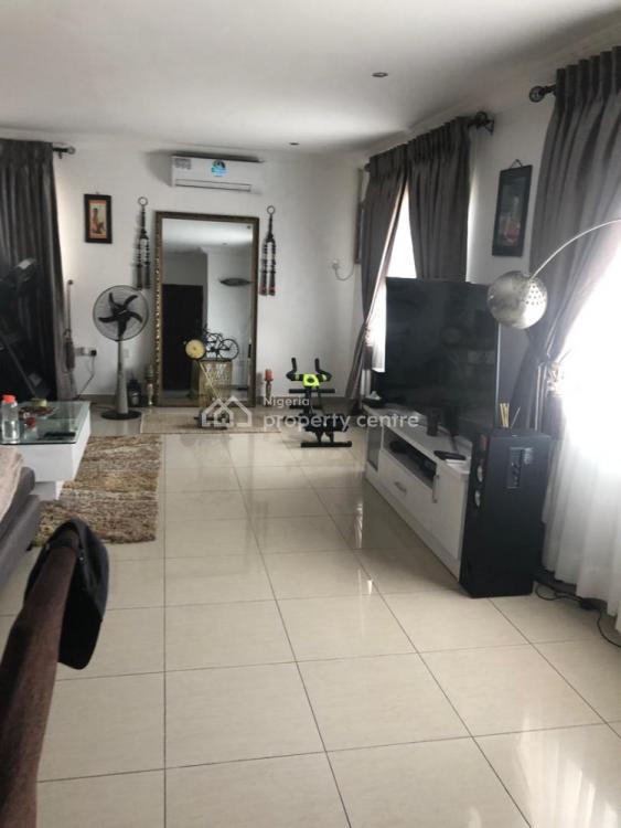 Selfcontained Apartment (shared Kitchen), Lekki Phase 1, Lekki, Lagos, Self Contain (single Rooms) Short Let