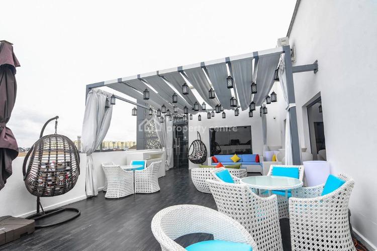 Spectacular 2 Bedroom Penthouse with Roof Top Lounge., Off Kunsela Road, Ikate Elegushi, Lekki, Lagos, Flat / Apartment Short Let