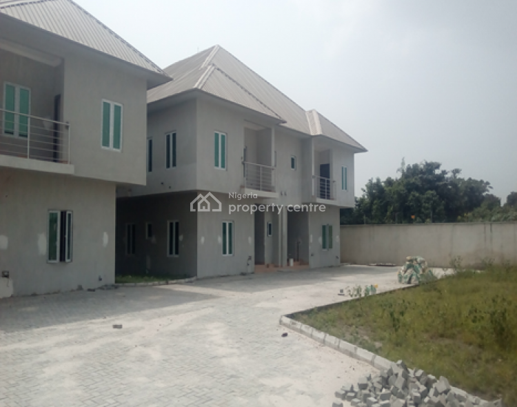 For Rent 4 Bedrooms Duplex With A Room Boys Quarters, Plot 1038, Block