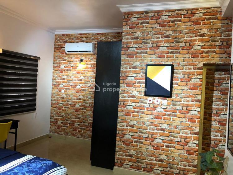 Spontaneous and Luxurious 1 Bedroom Apartment with Top Notch Finishes, Off Admiralty Way, Lekki Phase 1, Lekki, Lagos, Flat / Apartment Short Let