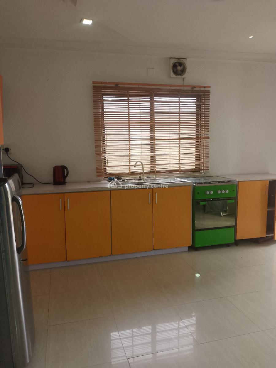1 Bedroom  Flat, Awuse Estate, Opebi, Ikeja, Lagos, Mini Flat (room and Parlour) Short Let