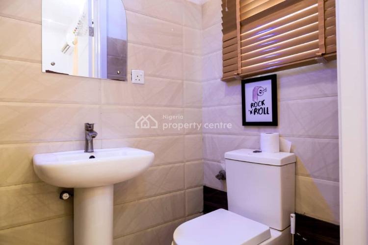 Tobi Court, 7 Odewale Street Off Elegba Festival Drive, Oniru, Victoria Island (vi), Lagos, Flat / Apartment Short Let
