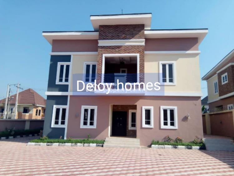 For Sale Luxury 5 Bedroom Detached Duplex, Fidelity Estate, Garden