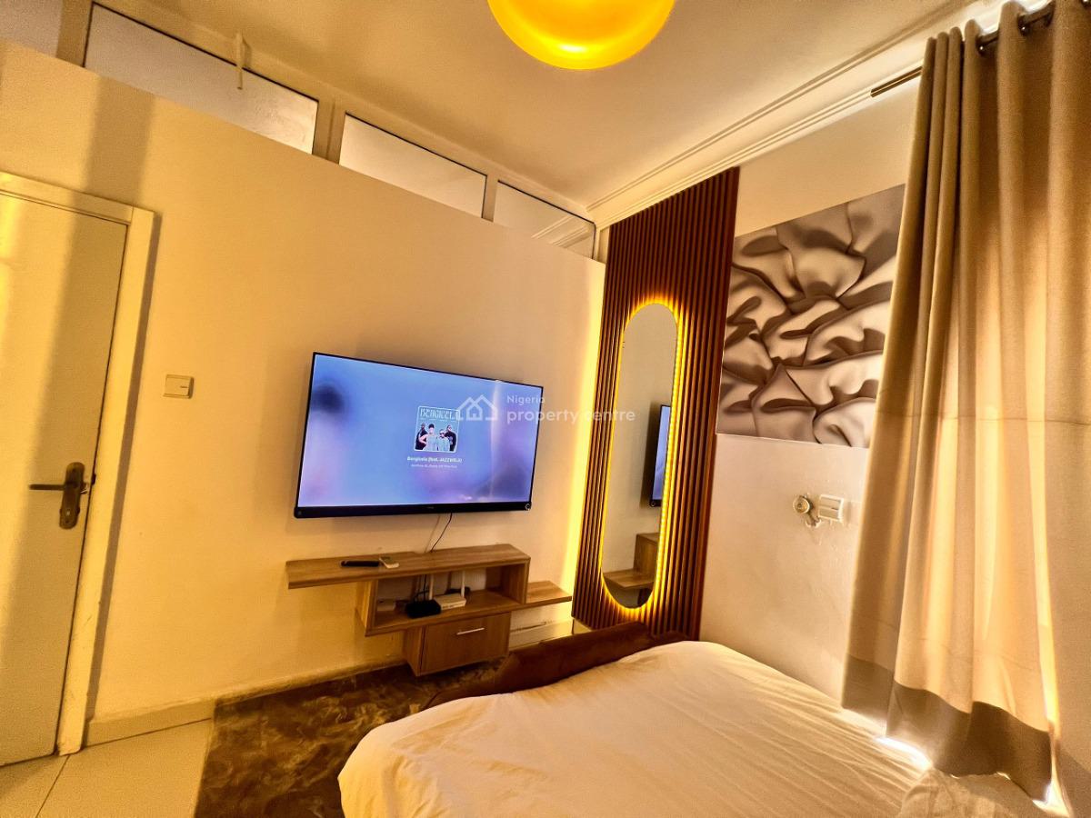 Premium 1 Bedroom Apartment, Close to Ebeano Supermarket, Admiralty Road, Lekki Phase 1, Lekki, Lagos, Mini Flat (room and Parlour) Short Let