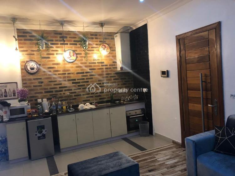 Luxury Mini Flat, Victoria Island (vi), Lagos, Mini Flat (room and Parlour) Short Let