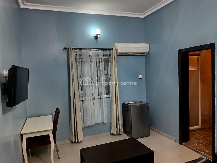 Luxury Executive Masters Room, Hopeville, Lekki, Lagos, Self Contain (single Rooms) Short Let
