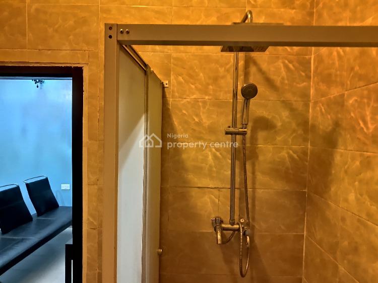 Luxury Executive Masters Room, Hopeville, Lekki, Lagos, Self Contain (single Rooms) Short Let
