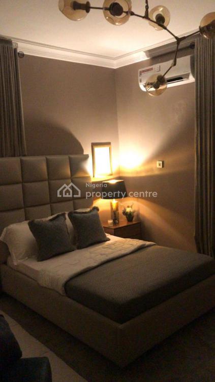 Cozy 2 Bedroom Apartment, Lekki Phase 1, Lekki, Lagos, Flat / Apartment Short Let