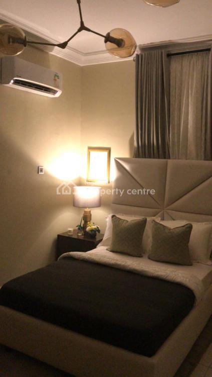 Cozy 2 Bedroom Apartment, Lekki Phase 1, Lekki, Lagos, Flat / Apartment Short Let